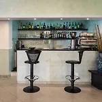 Marina 3*