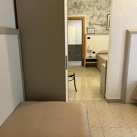 Marina Hotel 3*