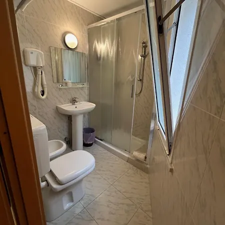 Marina מלון ססטרי לבאנטה